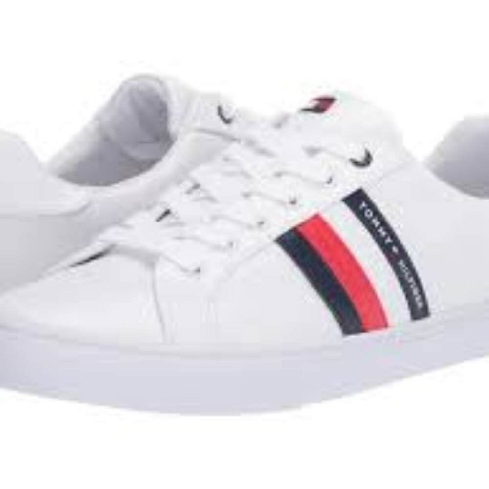 Women’s sneakers Belvie Logo Low Top Sneakers WHITE Size 7.5
